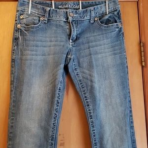 Maurices jeans